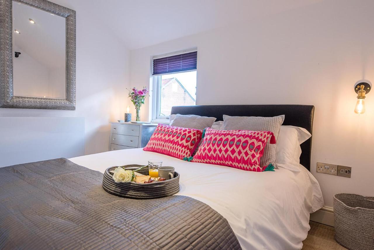 Papillon, - A Modern Flat With Balcony Апартаменты *