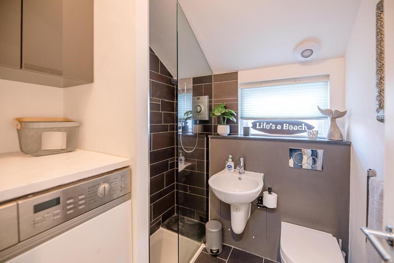 Papillon, - A Modern Flat With Balcony Саутвёлд
